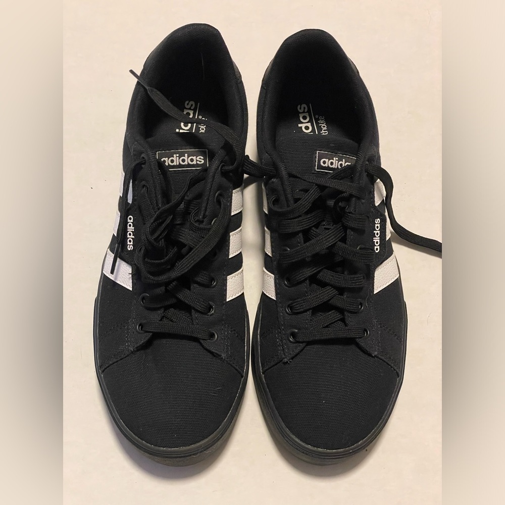 Adidas Daily 3.0 Skateboard Men’s 8.5